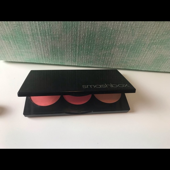 Makeup bundle - Picture 3 of 6